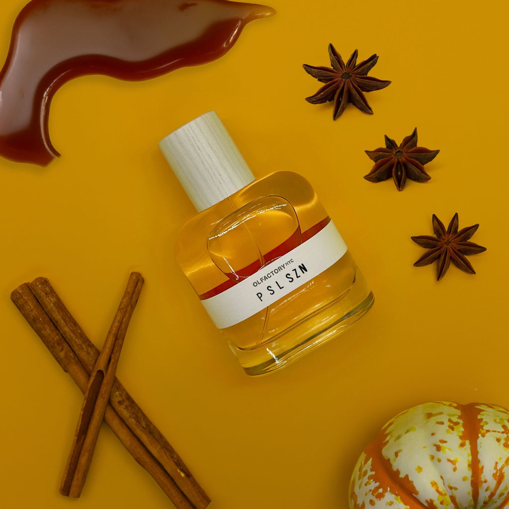 A Guide to Fall Fragrance Oils, Autumn Fragrances, and the Best Fall Perfumes
